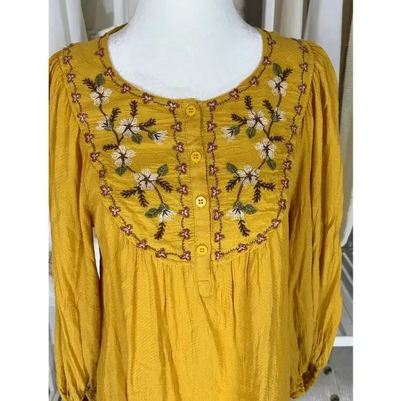 Max Studio Women's Size M Golden Yellow Embroidered Lightweight Blouse #0288 - Picture 2 of 11